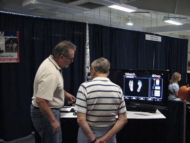 (Above) Attention Medical scans your feet